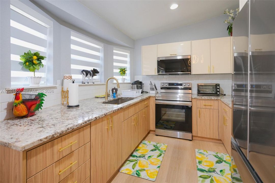 For Sale: $980,000 (4 beds, 3 baths, 2054 Square Feet)