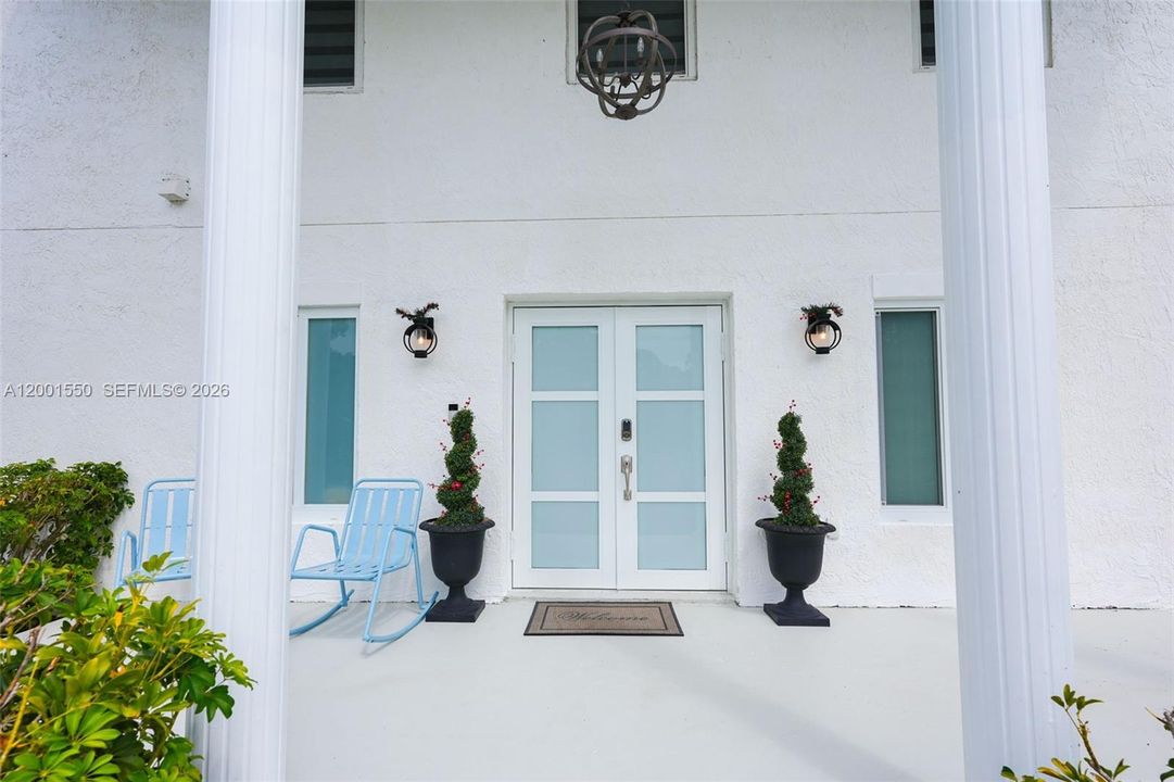 For Sale: $980,000 (4 beds, 3 baths, 2054 Square Feet)