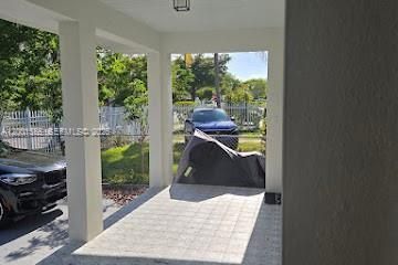 Recientemente alquilado: $2,750 (3 camas, 1 baños, 2346 Pies cuadrados)
