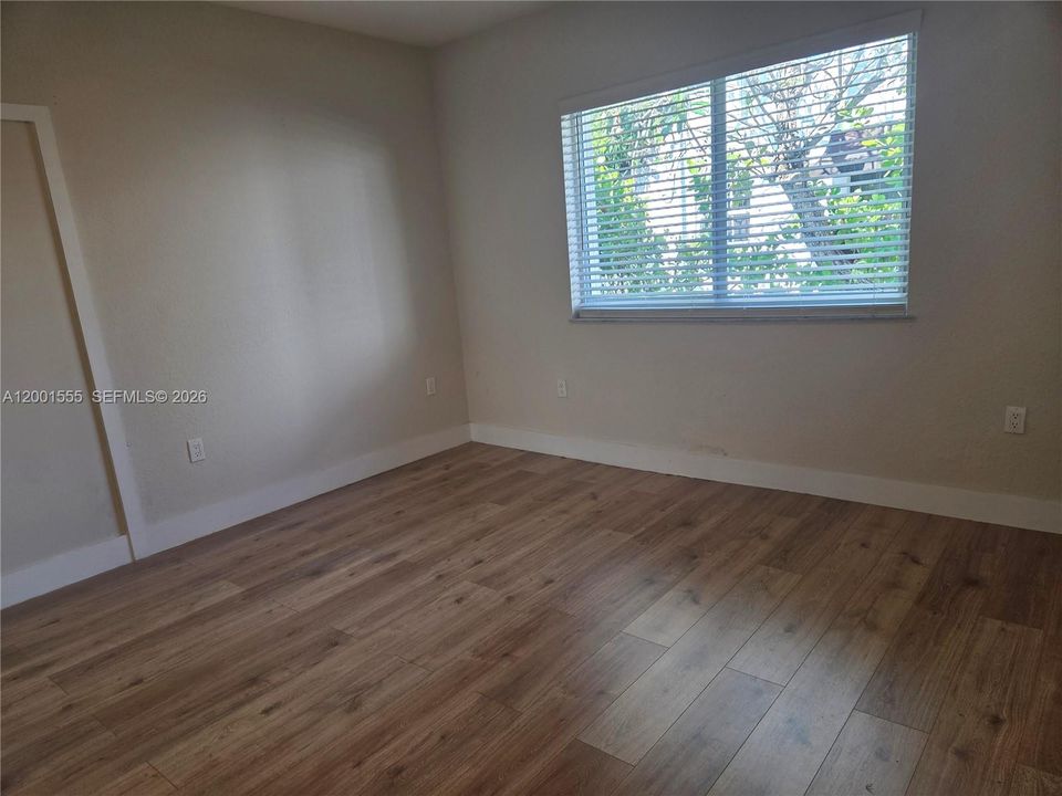 Recientemente alquilado: $2,750 (3 camas, 1 baños, 2346 Pies cuadrados)