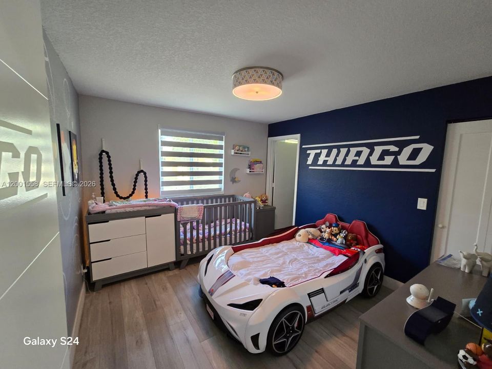 Active With Contract: $2,900 (2 beds, 2 baths, 1155 Square Feet)