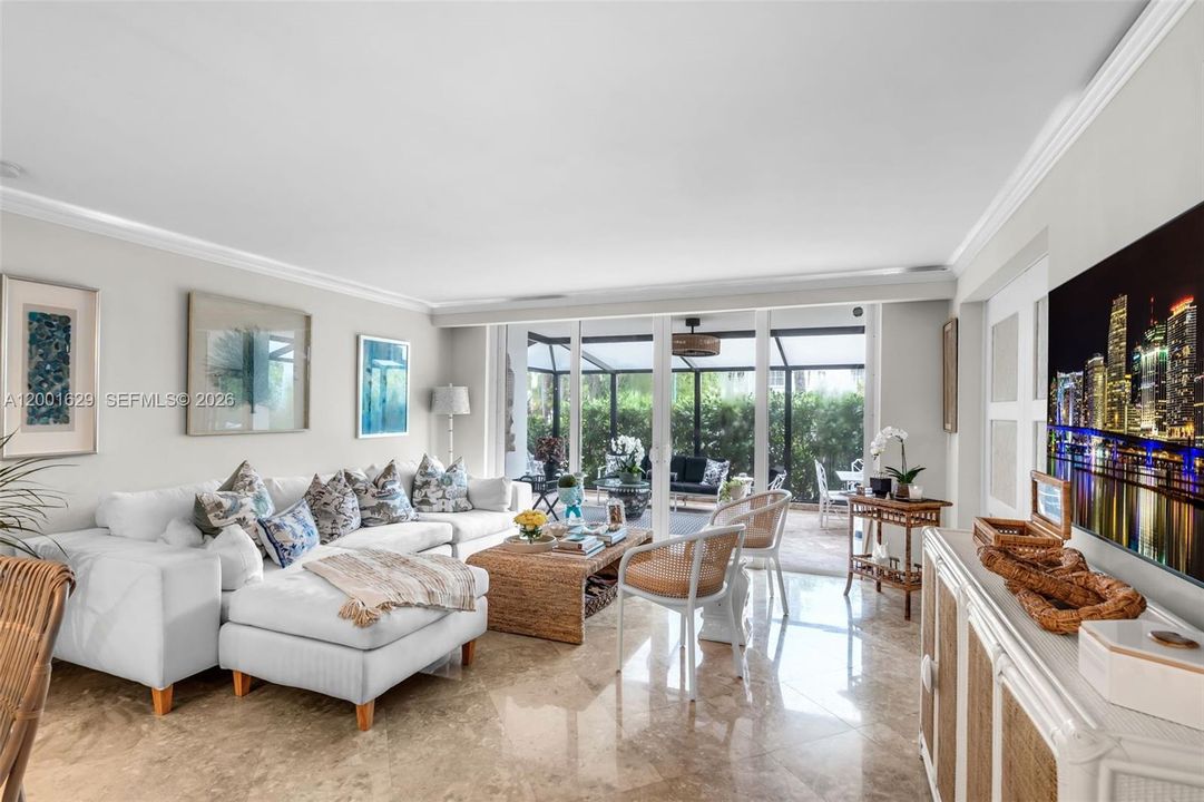 Active With Contract: $5,500 (2 beds, 2 baths, 1450 Square Feet)