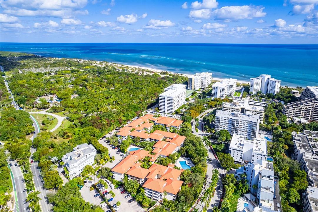 Active With Contract: $5,500 (2 beds, 2 baths, 1450 Square Feet)