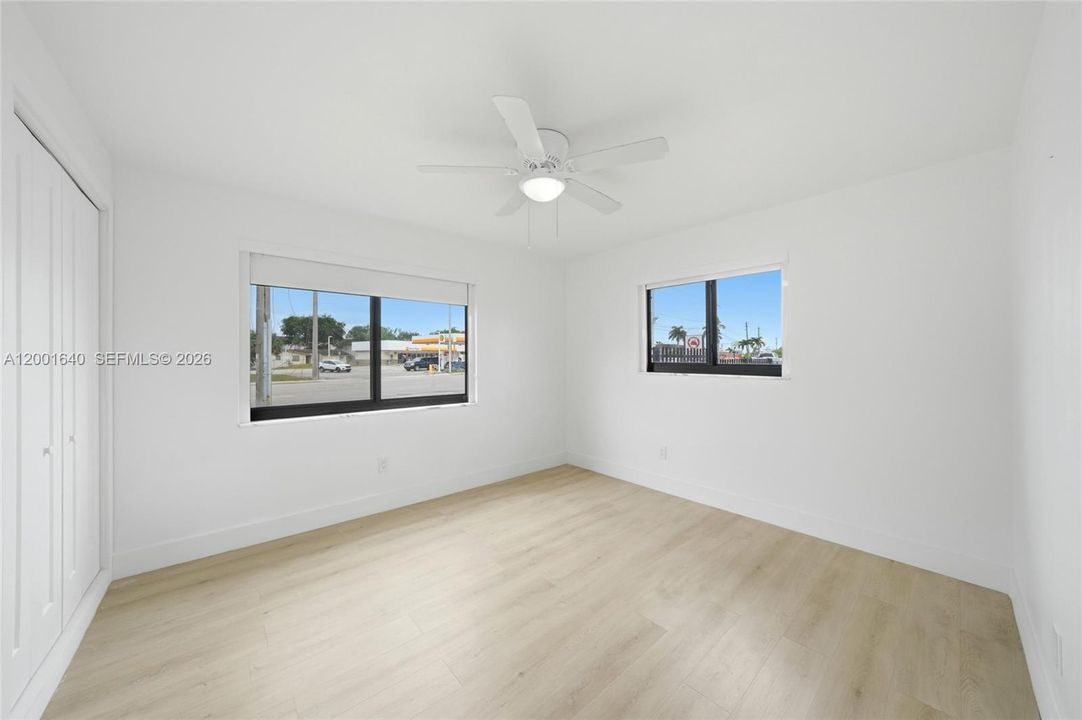 For Sale: $990,000 (4 beds, 3 baths, 1325 Square Feet)
