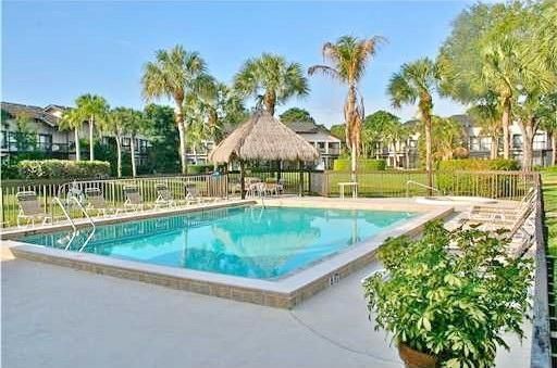 Community pool