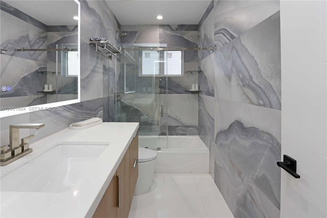 For Sale: $1,749,000 (4 beds, 3 baths, 2208 Square Feet)