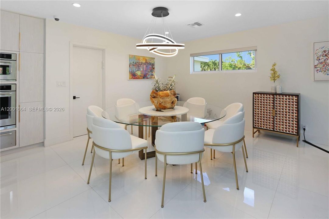 For Sale: $1,749,000 (4 beds, 3 baths, 2208 Square Feet)