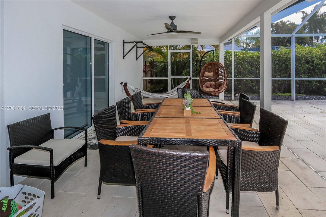 For Sale: $1,749,000 (4 beds, 3 baths, 2208 Square Feet)