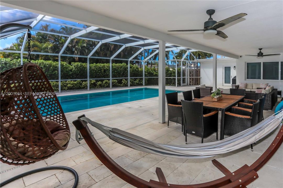 For Sale: $1,749,000 (4 beds, 3 baths, 2208 Square Feet)