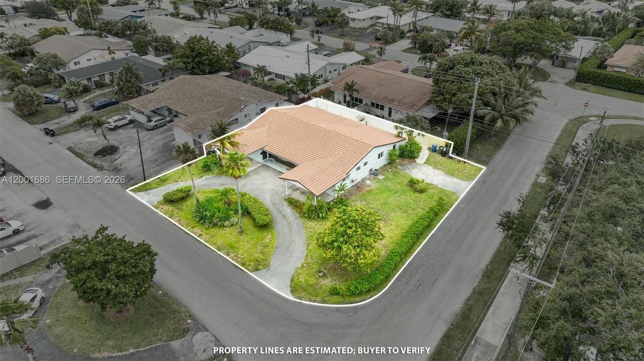 For Rent: $2,400 (1 beds, 1 baths, 600 Square Feet)
