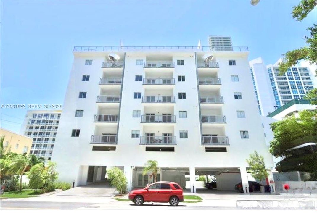 En Venta: $350,000 (1 camas, 1 baños, 641 Pies cuadrados)