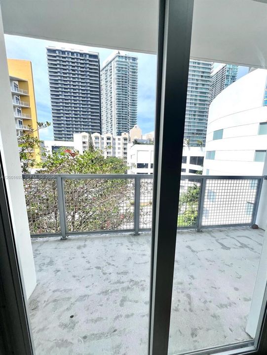 En Venta: $350,000 (1 camas, 1 baños, 641 Pies cuadrados)