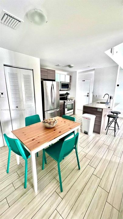 En Venta: $350,000 (1 camas, 1 baños, 641 Pies cuadrados)
