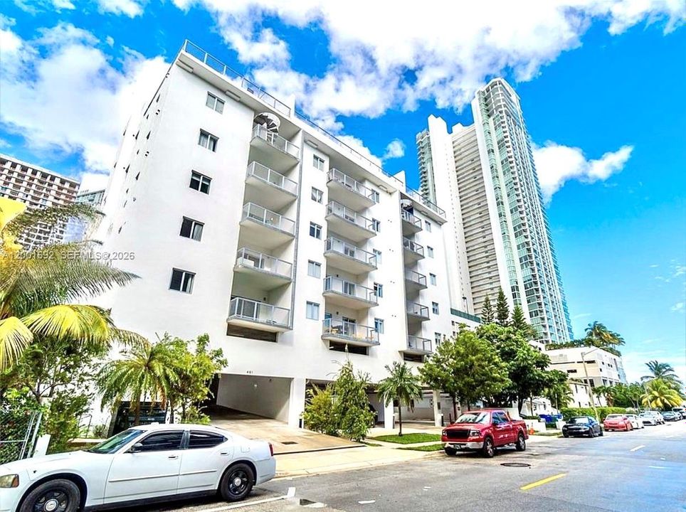 En Venta: $350,000 (1 camas, 1 baños, 641 Pies cuadrados)