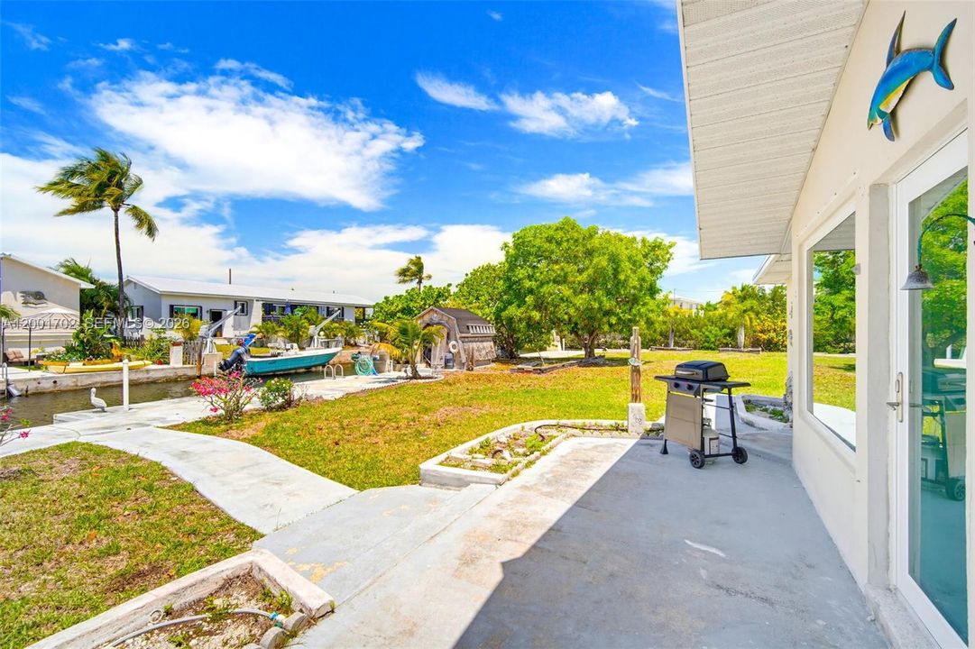 For Rent: $4,000 (3 beds, 2 baths, 888 Square Feet)