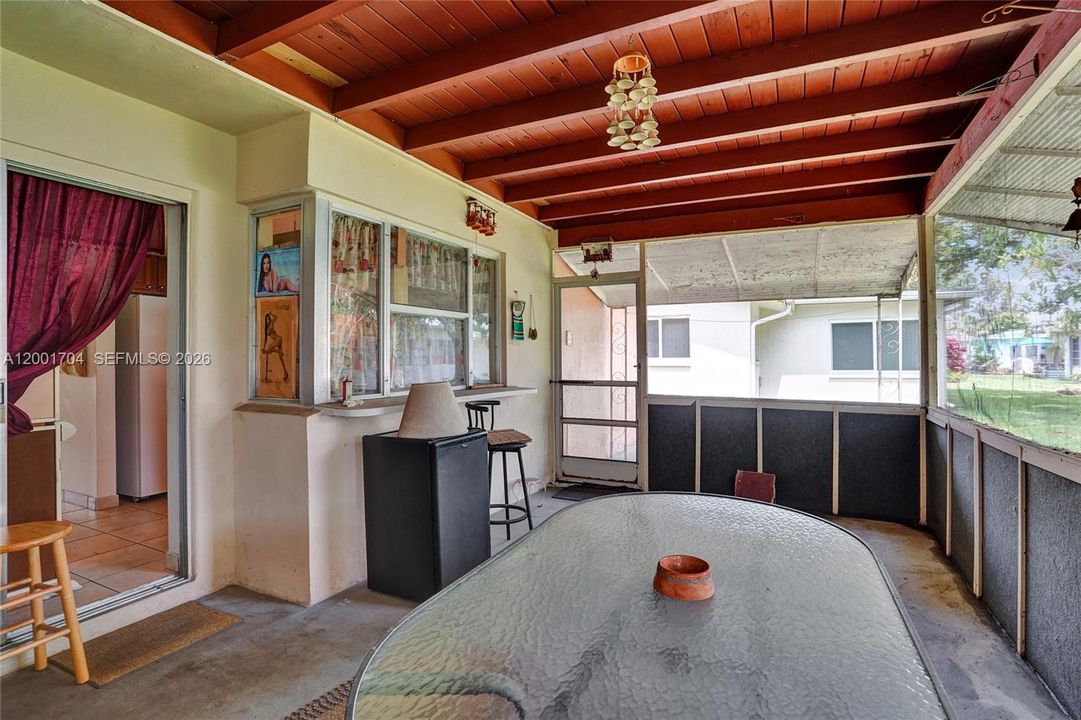 En Venta: $269,999 (2 camas, 1 baños, 884 Pies cuadrados)