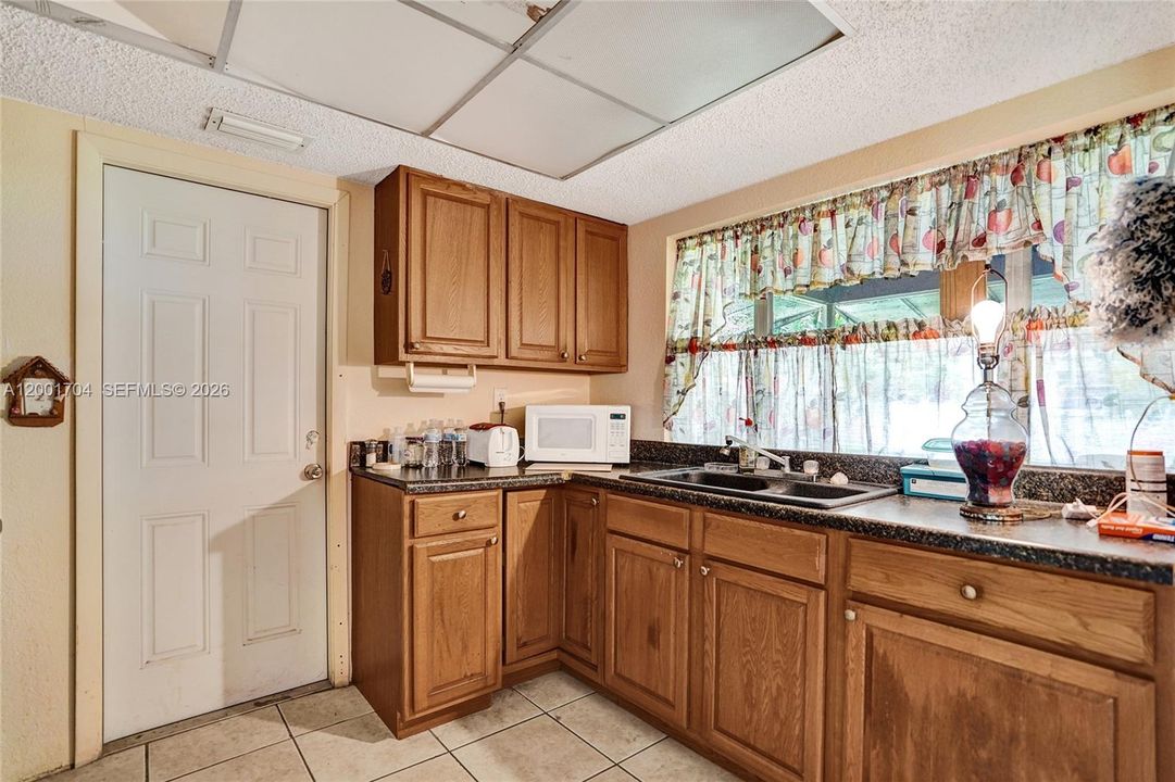 En Venta: $269,999 (2 camas, 1 baños, 884 Pies cuadrados)
