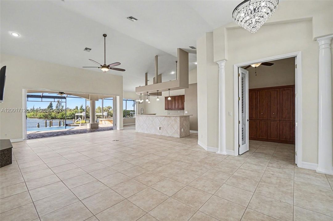 For Sale: $1,200,000 (3 beds, 3 baths, 2551 Square Feet)