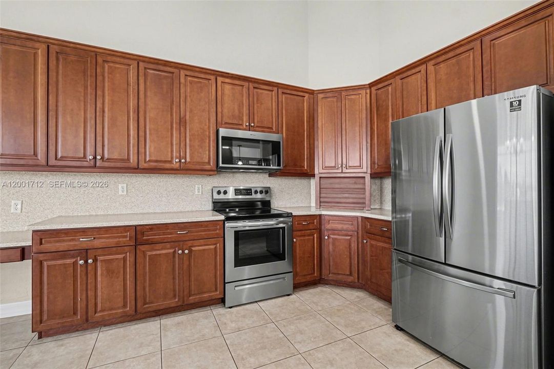 For Sale: $1,200,000 (3 beds, 3 baths, 2551 Square Feet)