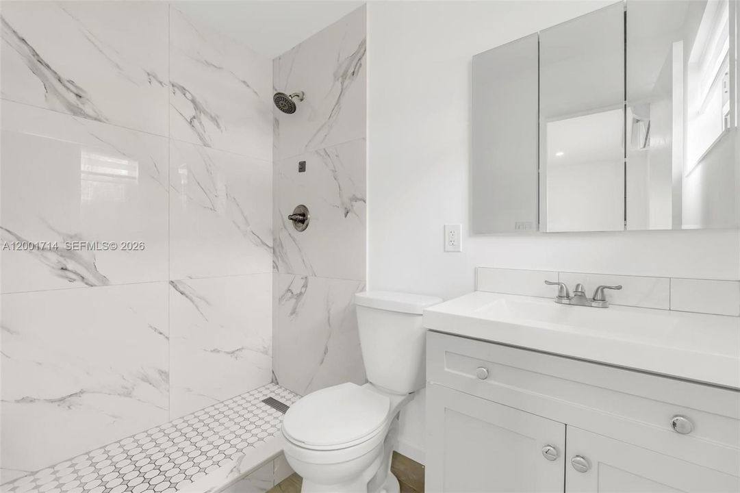 For Rent: $1,500 (0 beds, 1 baths, 340 Square Feet)