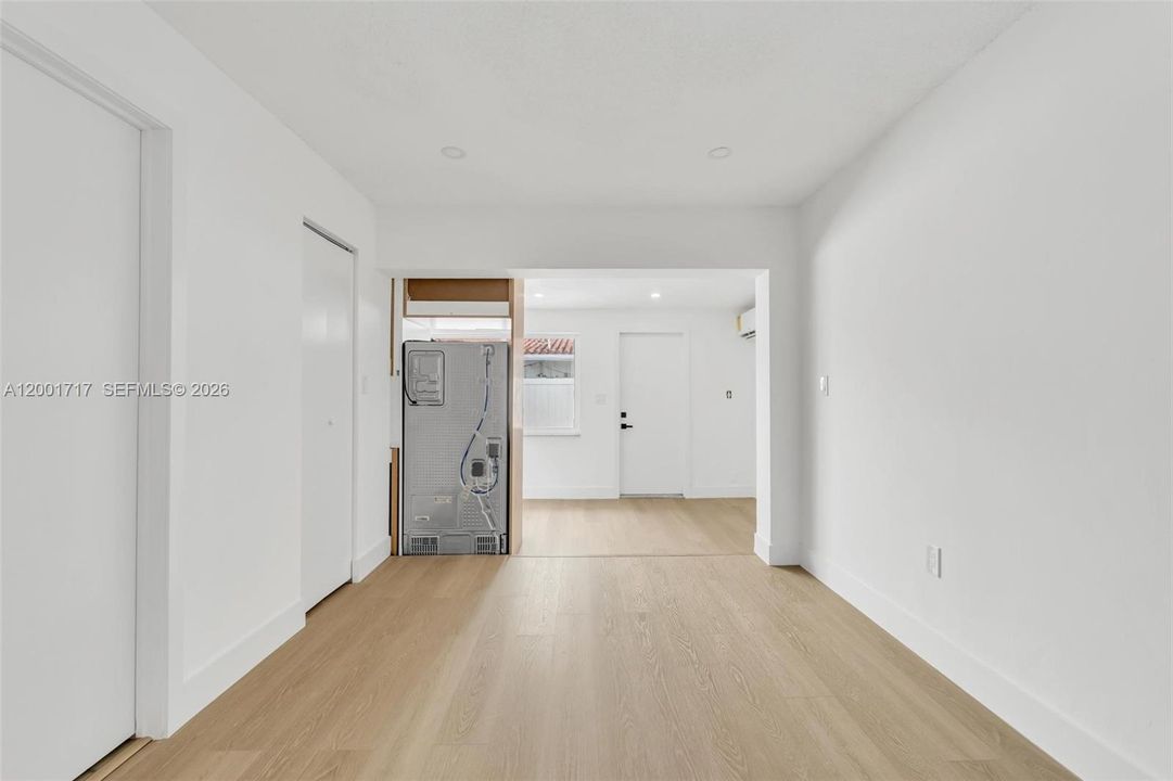 For Rent: $2,100 (0 beds, 1 baths, 480 Square Feet)