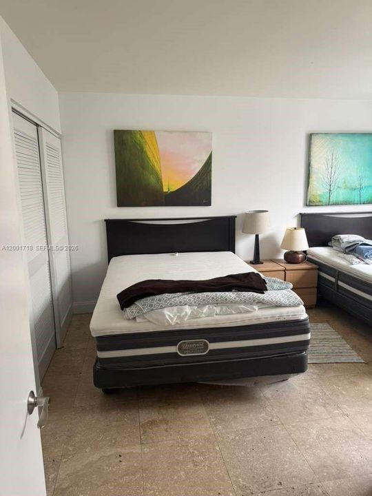 Active With Contract: $5,800 (2 beds, 2 baths, 1600 Square Feet)