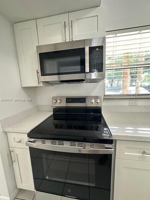 Activo con contrato: $1,900 (2 camas, 2 baños, 767 Pies cuadrados)