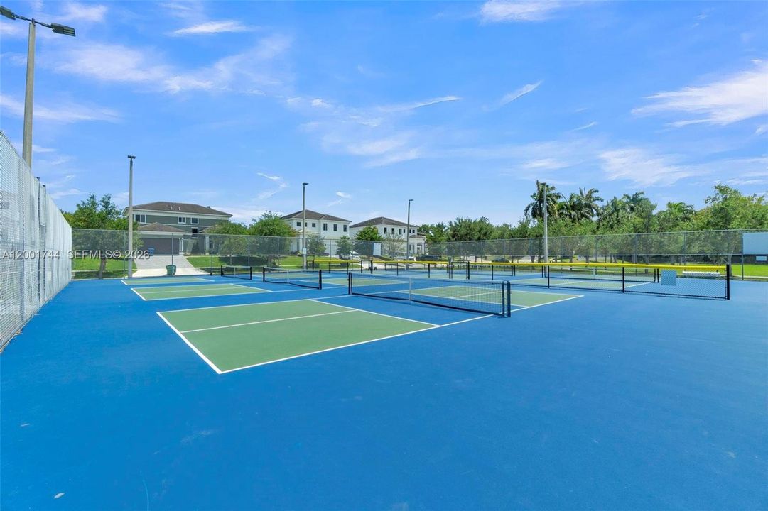 En Venta: $93,800 (0.22 acres)