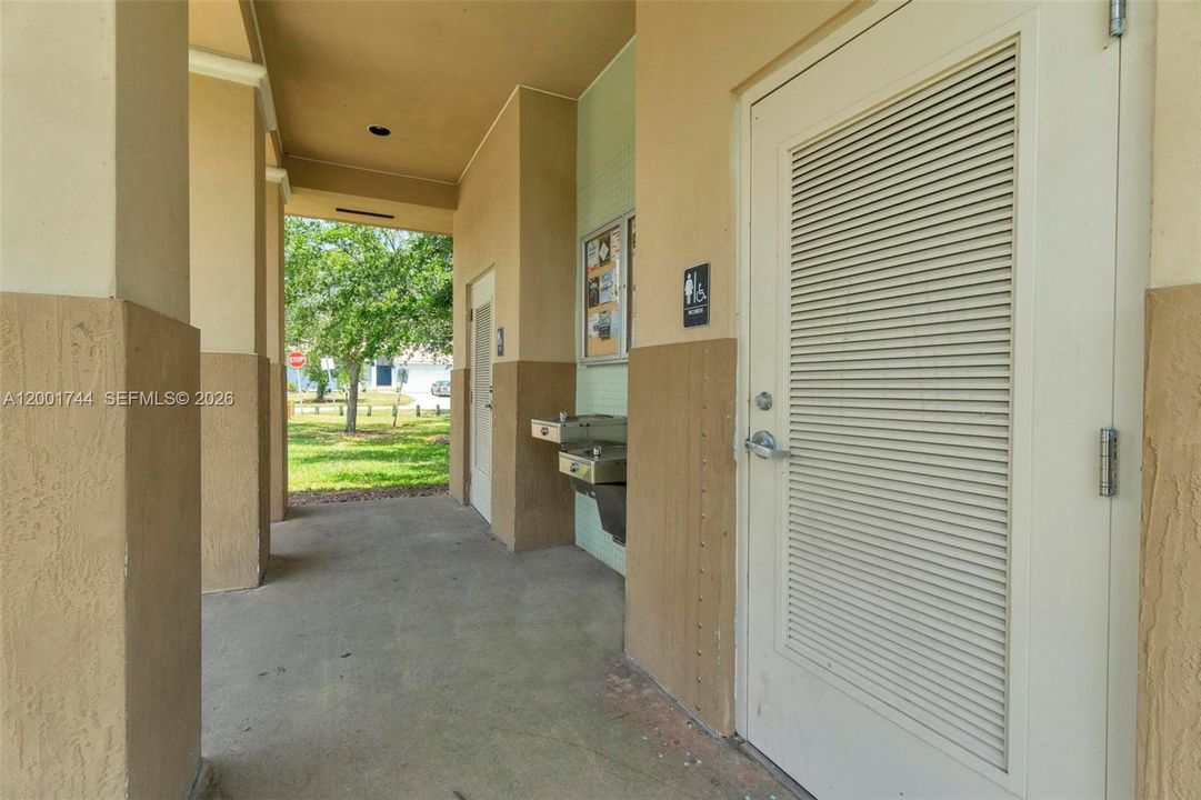 En Venta: $93,800 (0.22 acres)