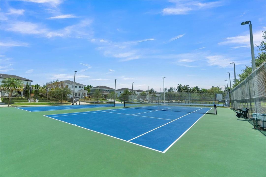 En Venta: $93,800 (0.22 acres)