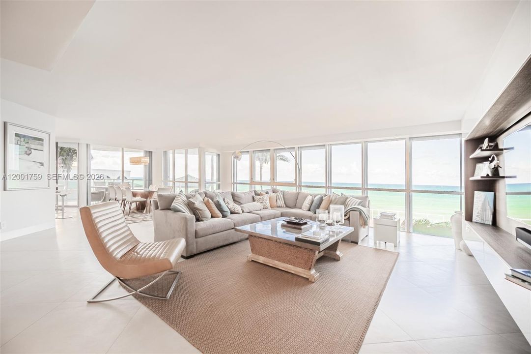 Activo con contrato: $1,650,000 (2 camas, 2 baños, 2020 Pies cuadrados)