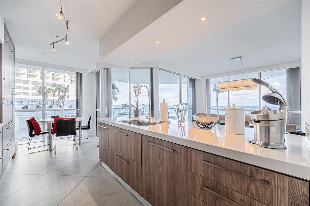 Activo con contrato: $1,650,000 (2 camas, 2 baños, 2020 Pies cuadrados)
