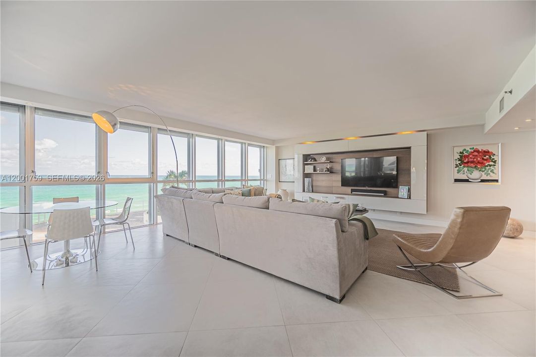 Activo con contrato: $1,650,000 (2 camas, 2 baños, 2020 Pies cuadrados)