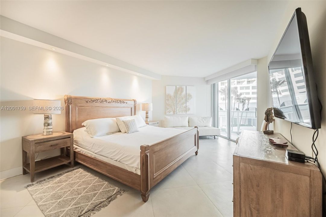 Activo con contrato: $1,650,000 (2 camas, 2 baños, 2020 Pies cuadrados)