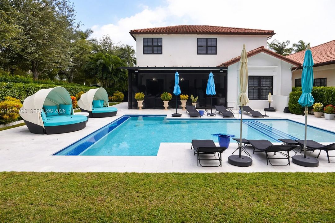 For Sale: $1,495,000 (4 beds, 3 baths, 2720 Square Feet)