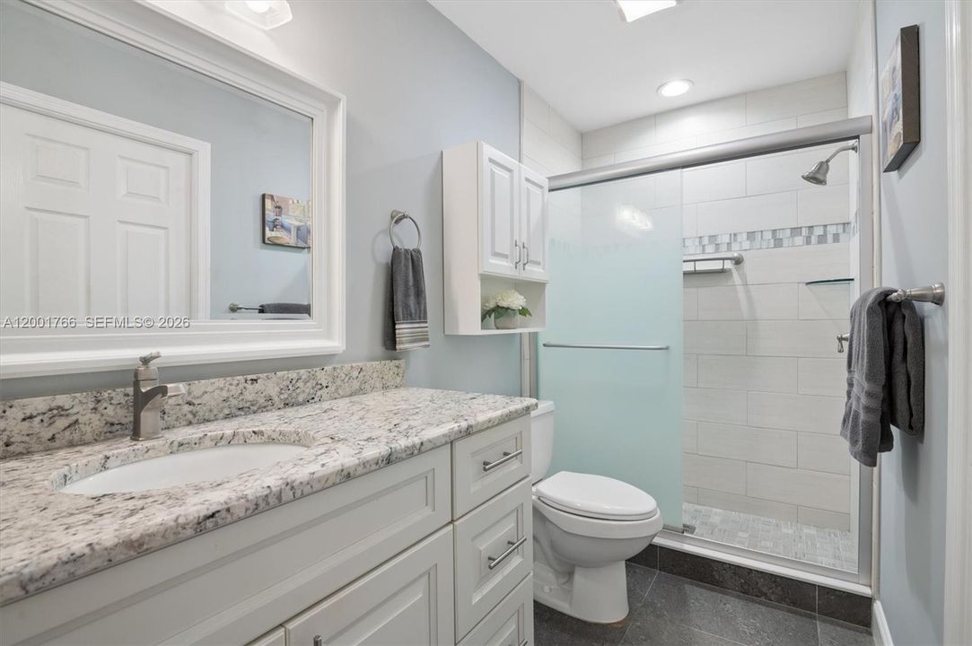 Active With Contract: $225,000 (2 beds, 2 baths, 1238 Square Feet)