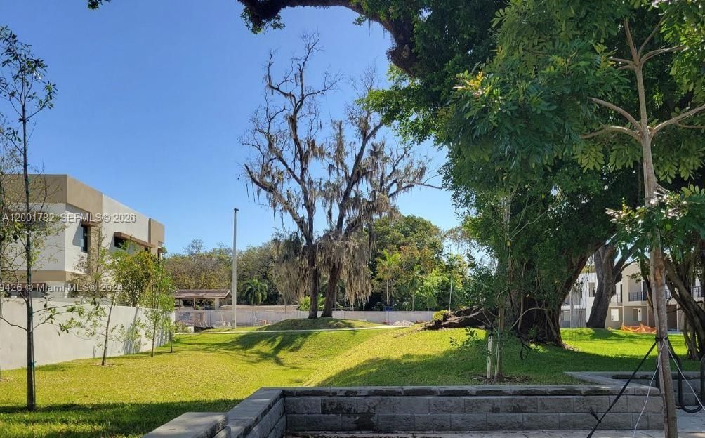 En Venta: $598,000 (3 camas, 2 baños, 1566 Pies cuadrados)