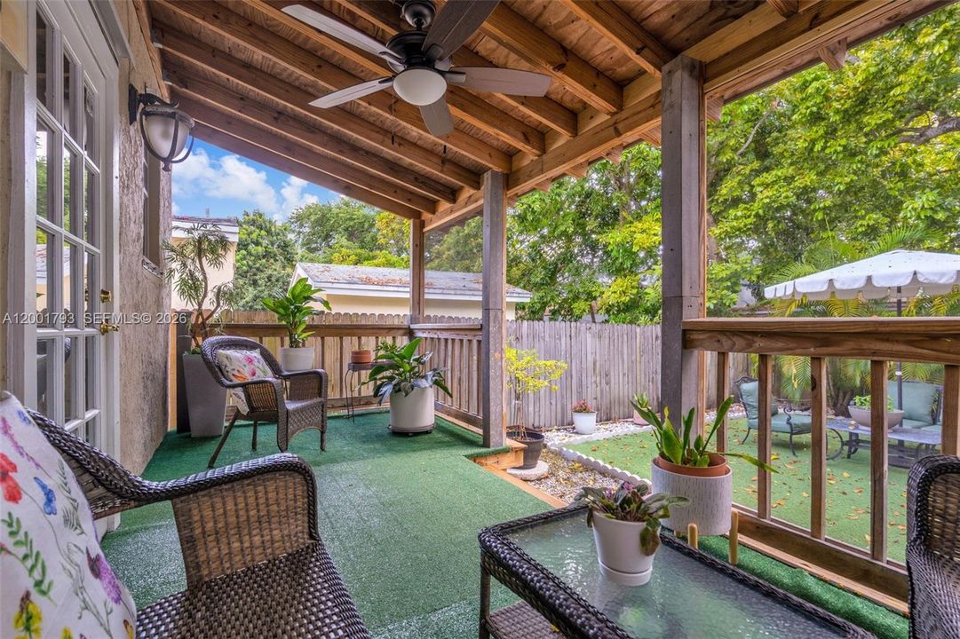 For Sale: $595,000 (3 beds, 2 baths, 1512 Square Feet)