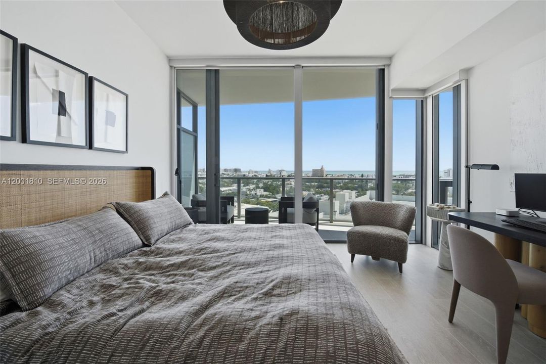Active With Contract: $10,000 (2 beds, 2 baths, 1201 Square Feet)