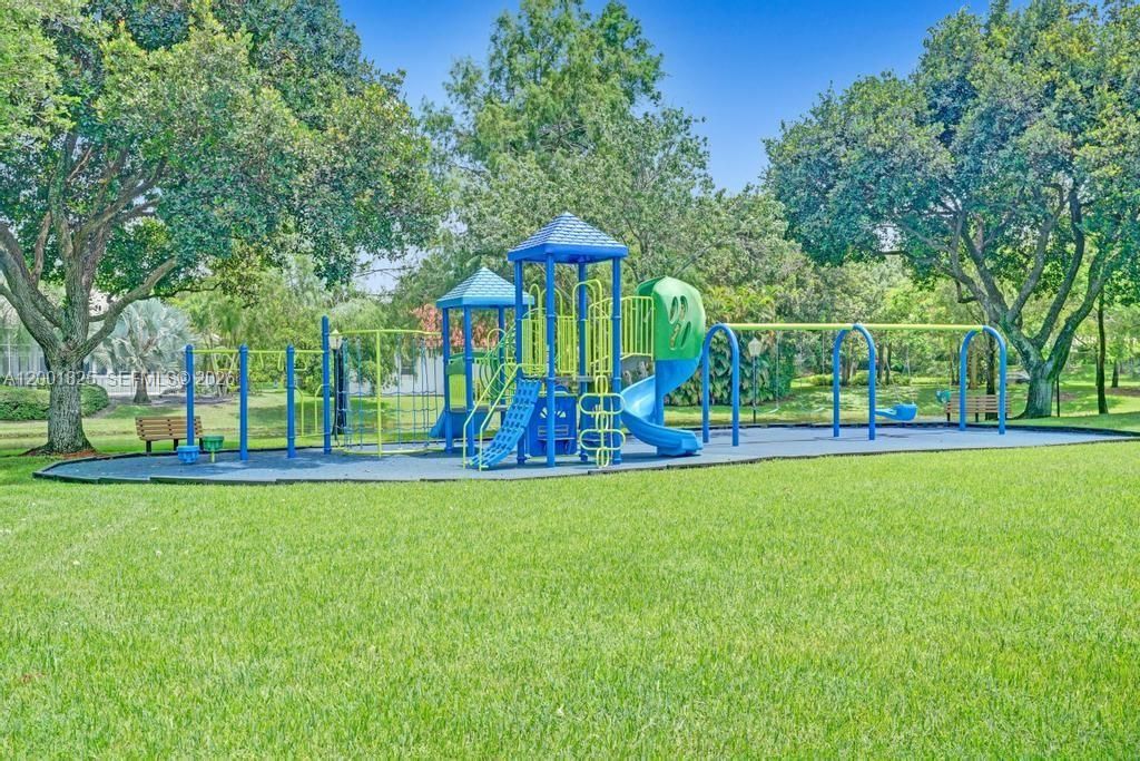 Amenity Island features a playground