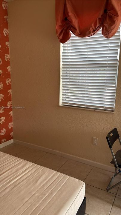 For Rent: $1,550 (0 beds, 1 baths, 3031 Square Feet)