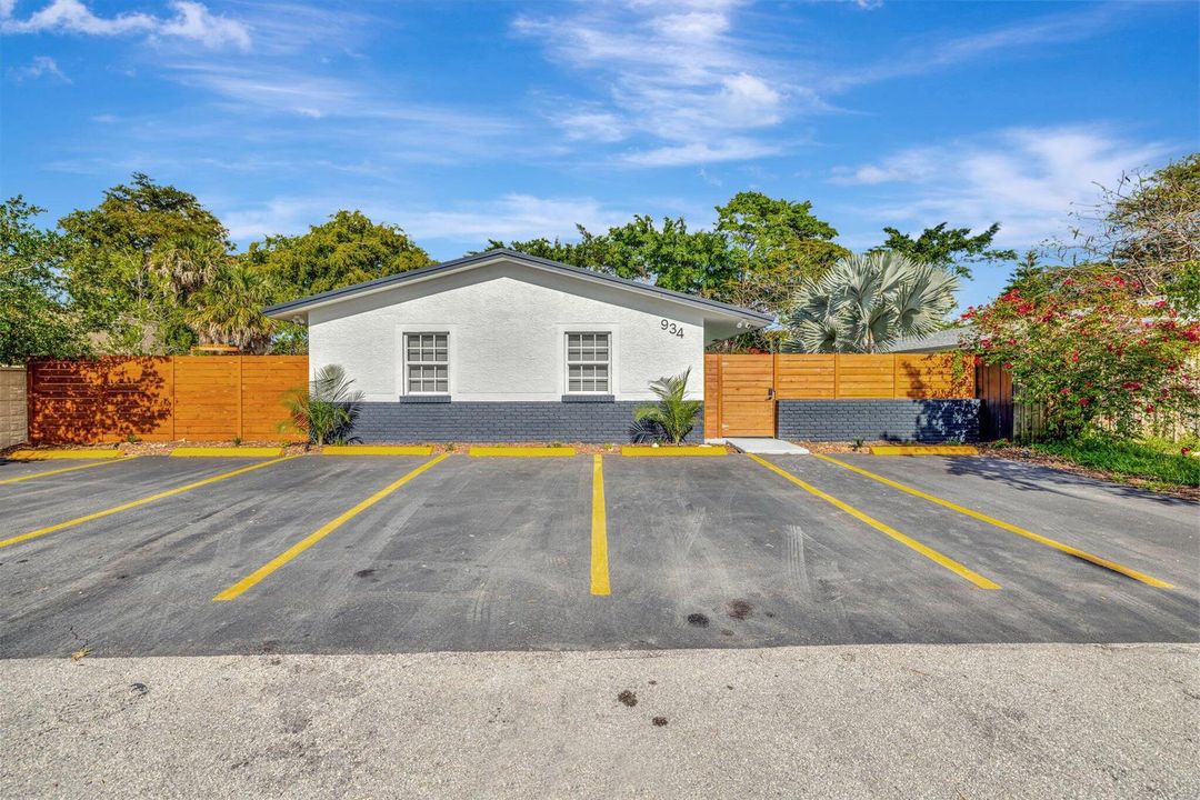 2-web-or-mls-699A4686