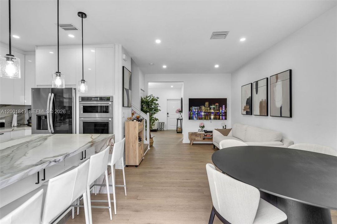 En Venta: $529,999 (3 camas, 2 baños, 1485 Pies cuadrados)
