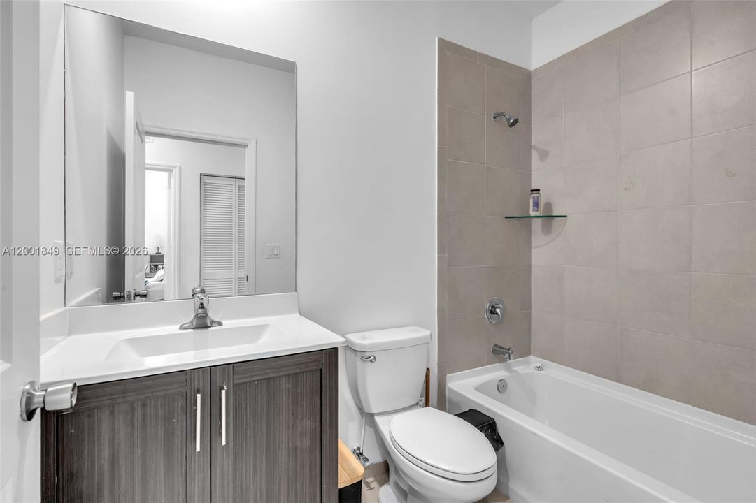 En Venta: $529,999 (3 camas, 2 baños, 1485 Pies cuadrados)