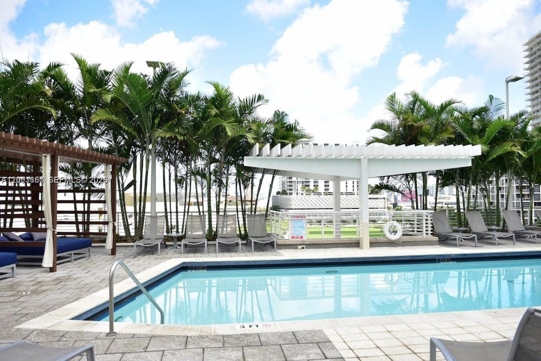 For Sale: $620,000 (0 beds, 1 baths, 1309 Square Feet)