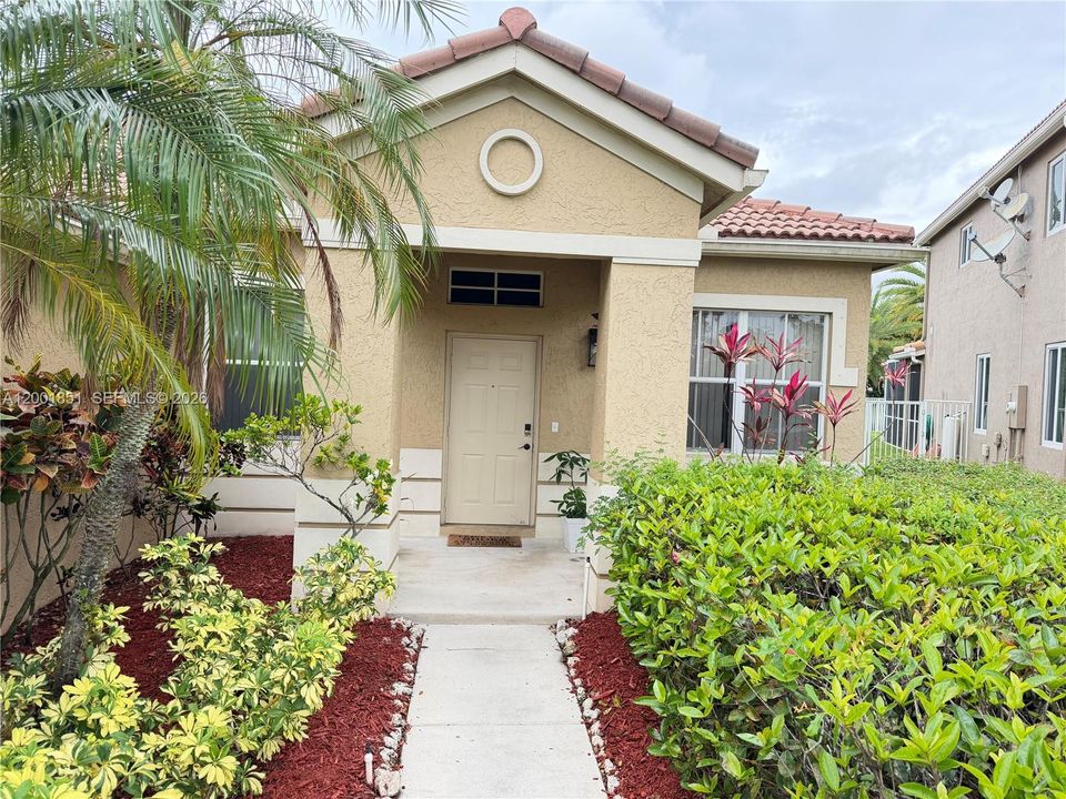 Active With Contract: $4,500 (4 beds, 2 baths, 2115 Square Feet)