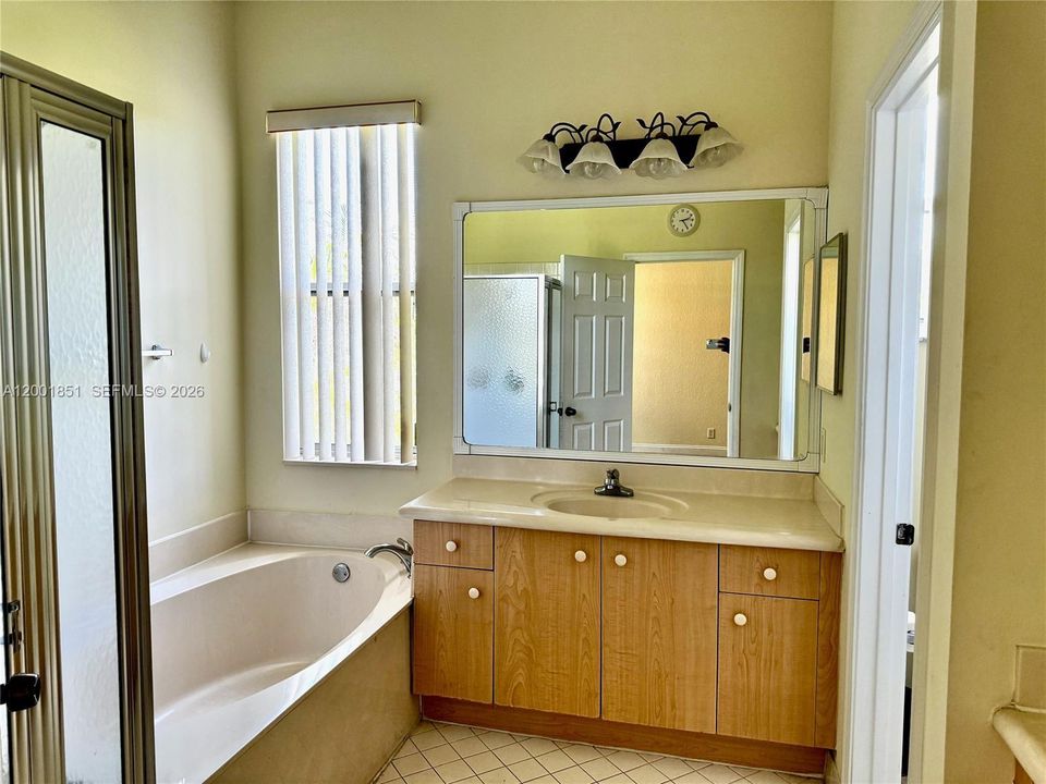 Active With Contract: $4,500 (4 beds, 2 baths, 2115 Square Feet)