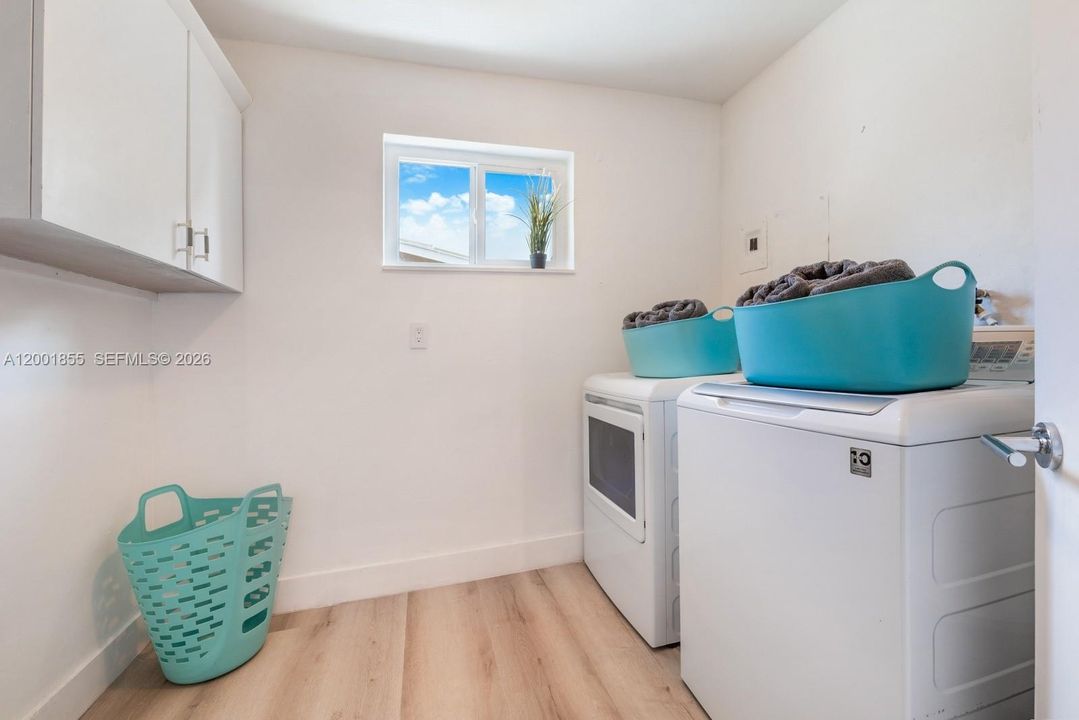 En Renta: $5,500 (4 camas, 2 baños, 1704 Pies cuadrados)