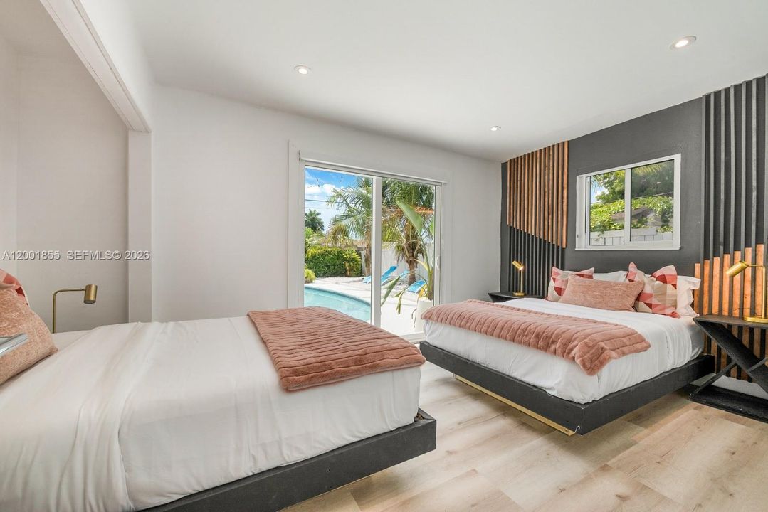 En Renta: $5,500 (4 camas, 2 baños, 1704 Pies cuadrados)