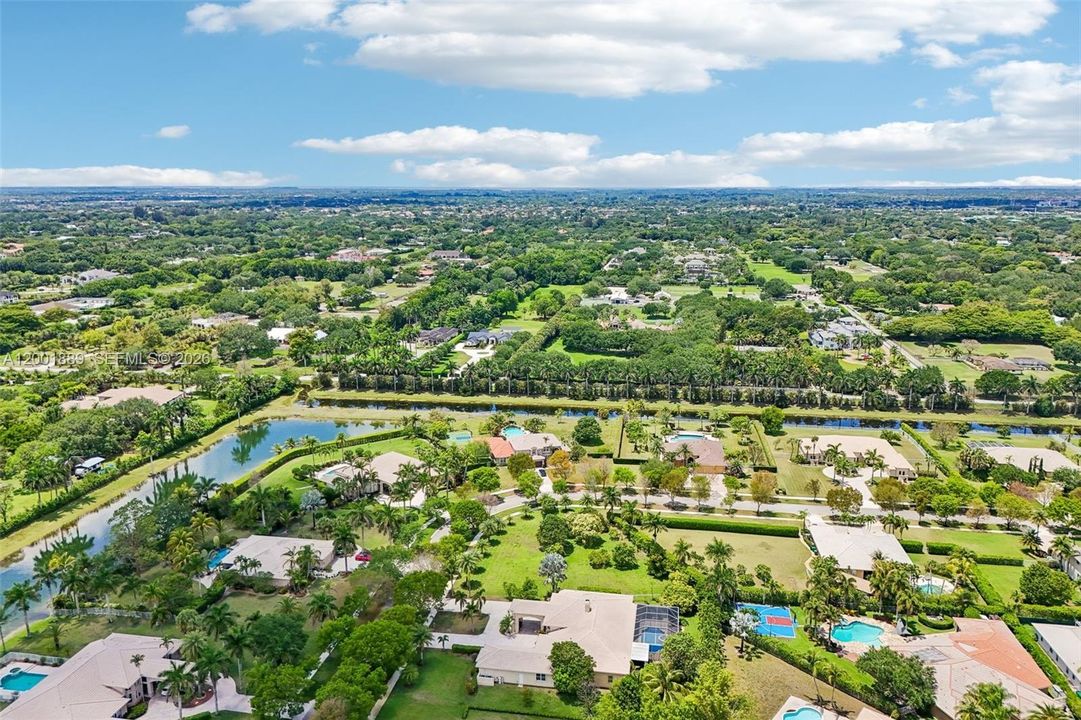 Active With Contract: $2,100,000 (6 beds, 4 baths, 4370 Square Feet)